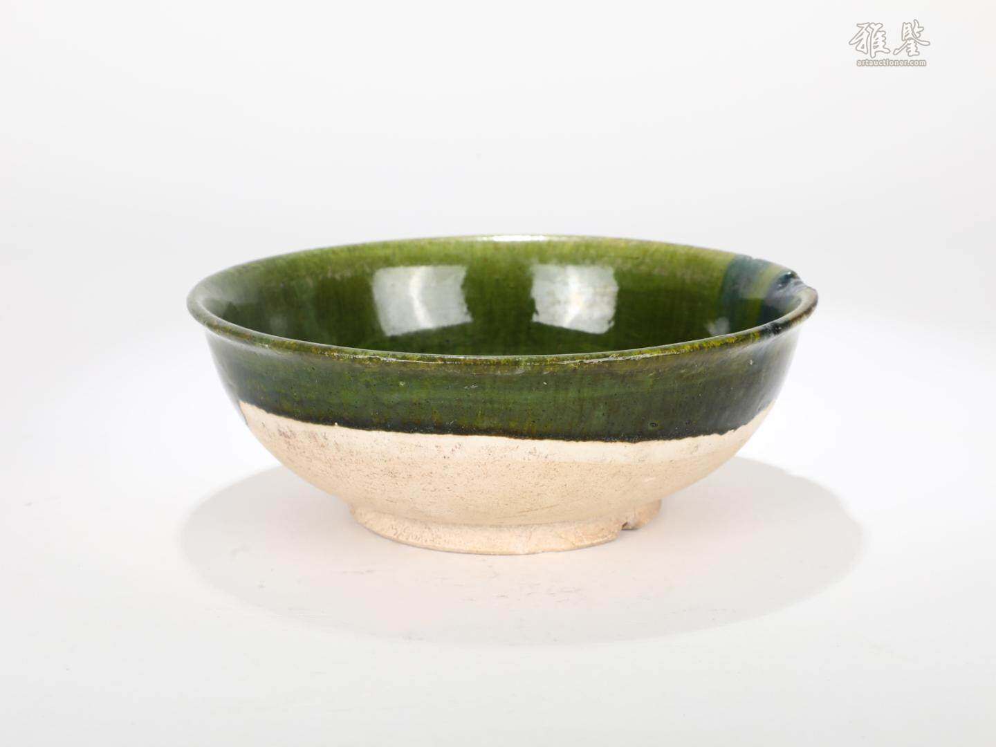 7-10世紀 三彩藍斑碗